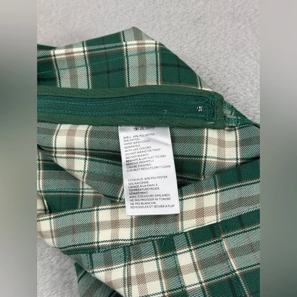 Urban Outfitters Pleated Mini Skirt X Small Green Plaid School Preppy Academia - Picture 5 of 14